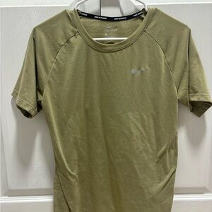 Nike Green Short Sleeve Performance Tee